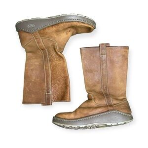 Chaco Tan Leather Winter Boots